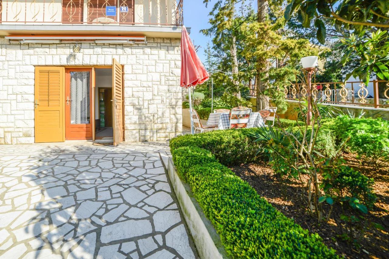 Apartments Antić 4255 Selce Zewnętrze zdjęcie
